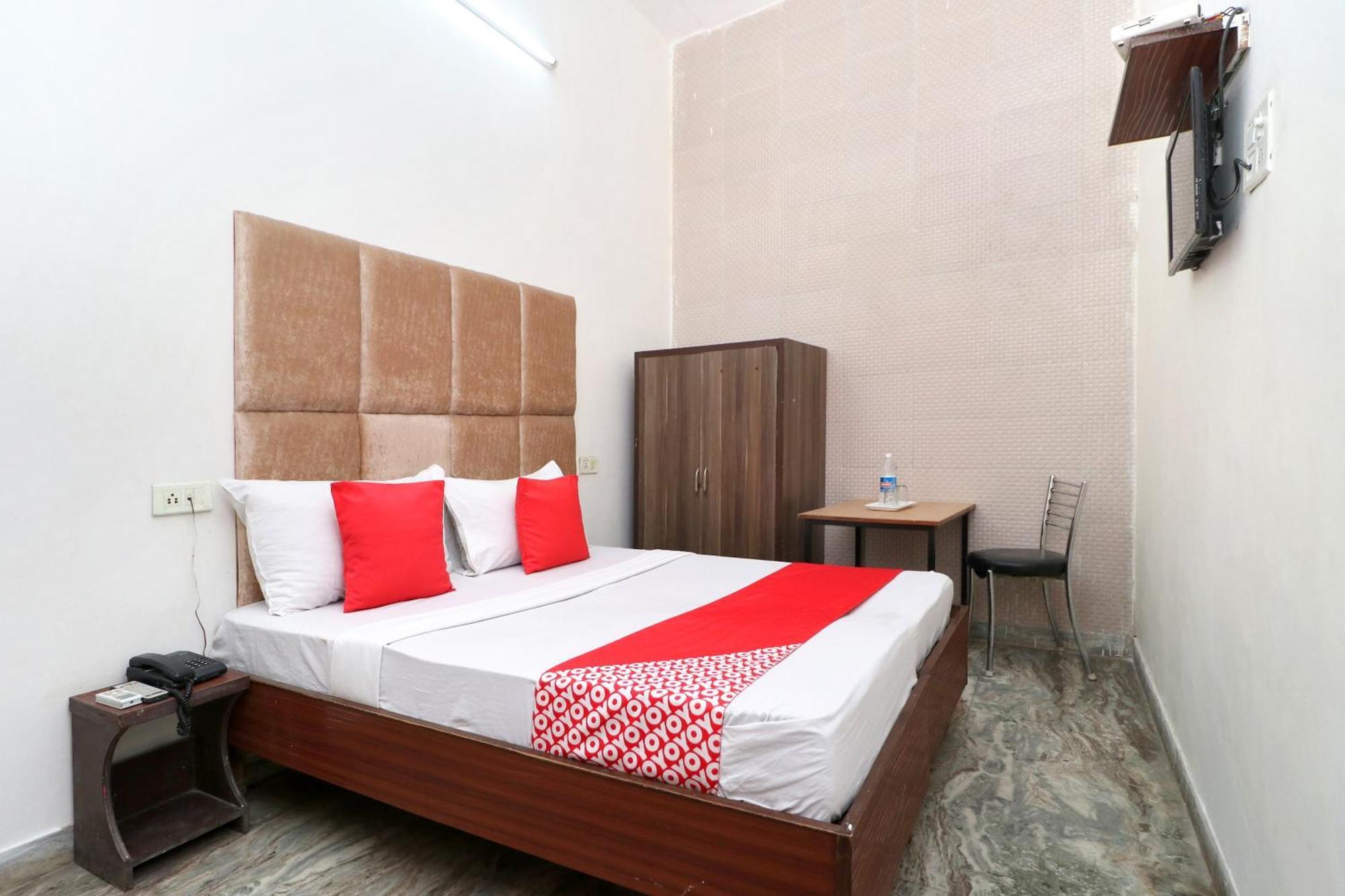 Hotel O Rr Villa Chandigarh Exterior photo